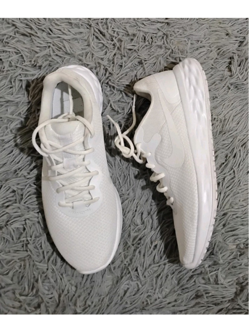 Nike Revolution 6 NN TripleWhite Men Size 8.5 Running Sports SneakervDC3728-102